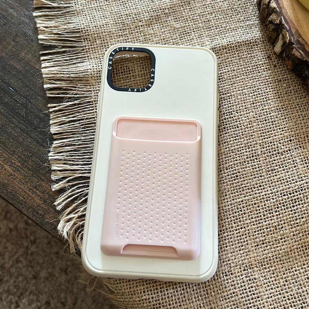 Casetify case iPhone 11 Pro Max